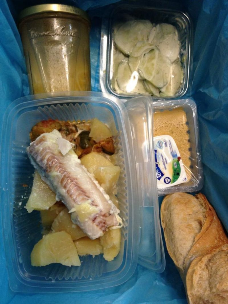 Livraison de plateaux-repas, Savignac-les-Églises